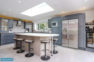 Kitchen- click for photo gallery